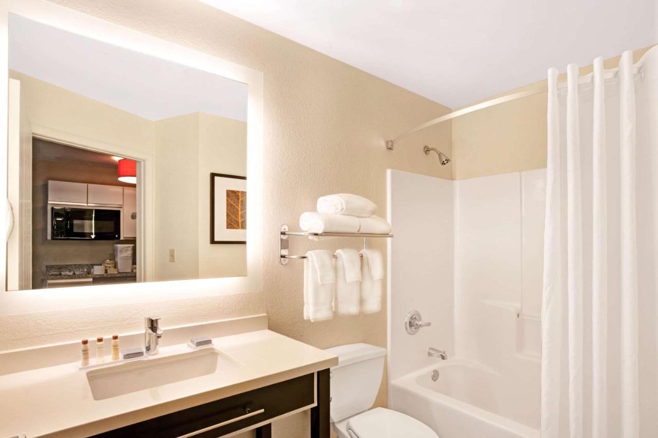 Mainstay Suites Detroit 法明顿山 外观 照片